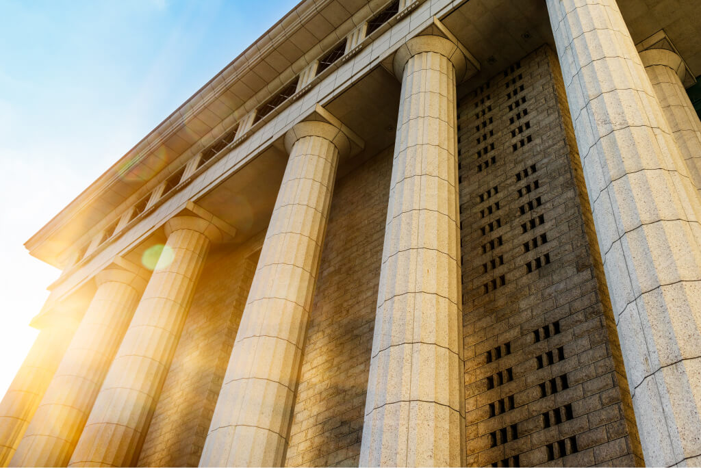 viafirma.com Fachada del Poder Judicial Dominicano