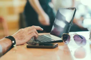 Centralized signature certificate